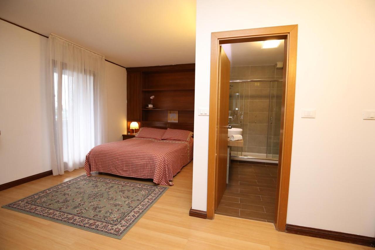 Park Hotel Miramonti Фолгария Екстериор снимка