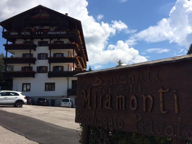 Park Hotel Miramonti Фолгария Екстериор снимка